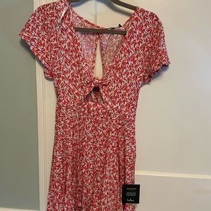 NWT Lulu romper size small